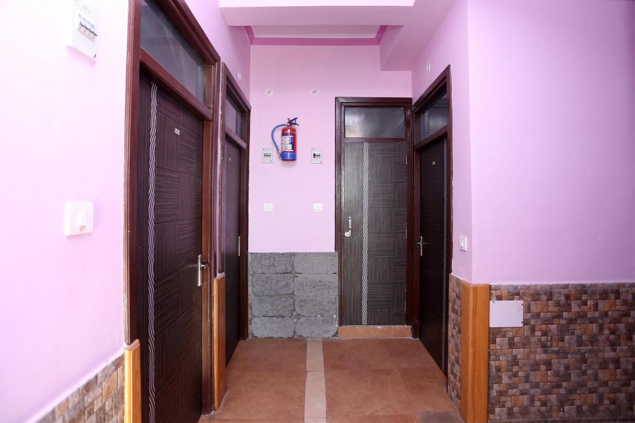 Oyo 19406 Hotel Janta Palace 알모라 외부 사진