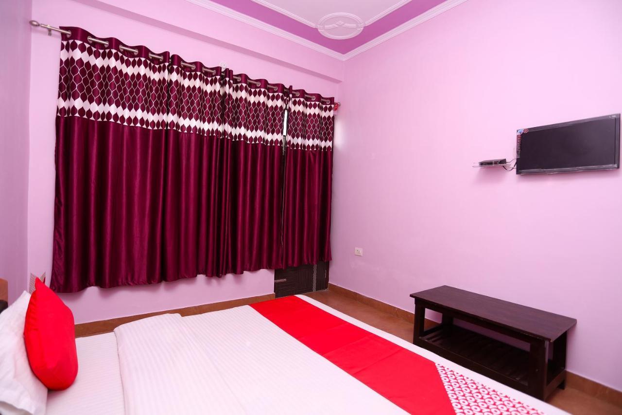 Oyo 19406 Hotel Janta Palace 알모라 외부 사진